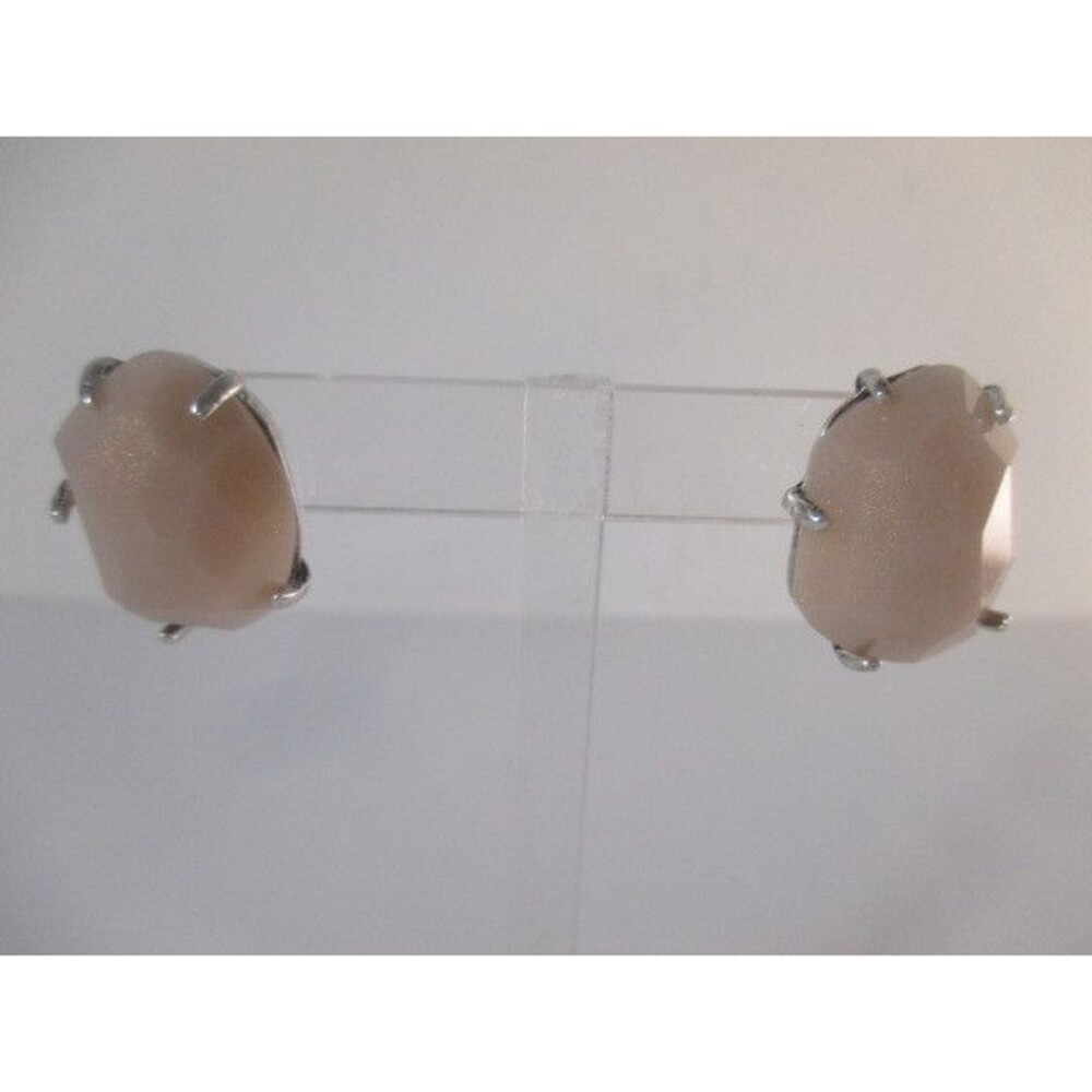 Gerard Yosca Women's Cream TRAPEZOID STUD EARRING NIP 145